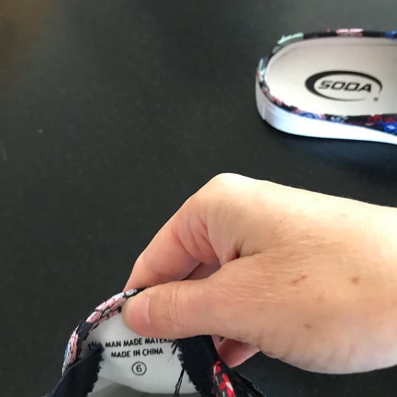 πππHOST PICKπSlip on Asian print tennis shoes - Picture 4 of 5